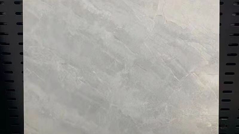 木纹砖与木地板：探寻两者间的微妙差异